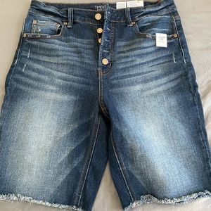 Jean Bermuda shorts